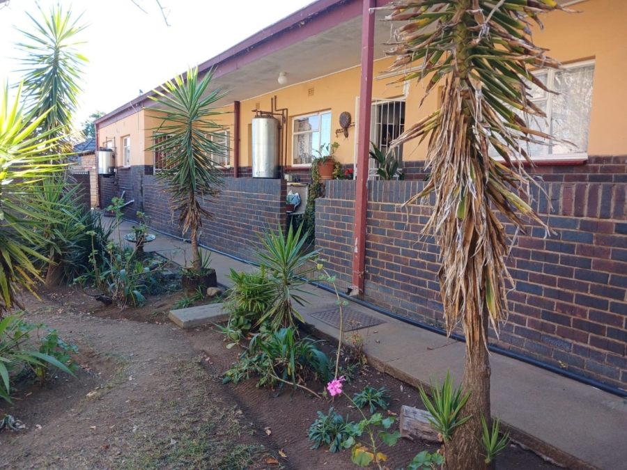1 Bedroom Property for Sale in La Hoff North West